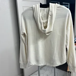 Victoria's Secret Lounge Top thumbnail 2