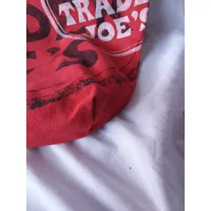 Vintage Retro Trader Joe's Wind and Cheese Red Tote Bag Excellent Condition thumbnail 3
