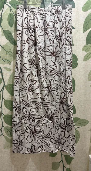 Sincerely Jules Cream Midi Skirt with Brown Floral Outline thumbnail 1