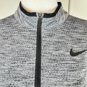 Nike Golf Dri-FIT Thermal Grid Quarter Zip Pullover Athleisure Large Gray thumbnail 4