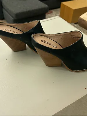 Olivia Miller Black Leather Mule with Tan Stacked Heel 6.5 thumbnail 2