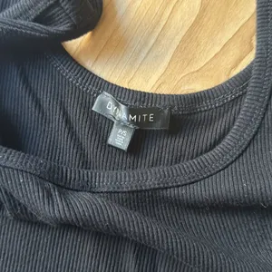Dynamite Black Tank thumbnail 2
