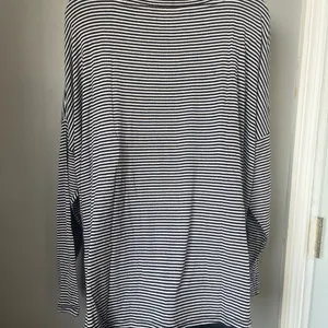 Loft Classic Black and White Striped Long Sleeve Top size 16-18 thumbnail 5