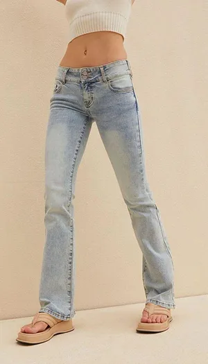 PacSun Stretch Low Rise Bootcut Jeans thumbnail 3