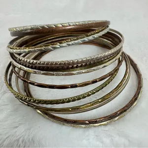 Vintage Set of 15 Stacking Bracelets Silver Gold Copper Tones thumbnail 5