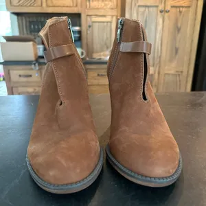 Franco Sarto Elvis Ankle Bootie thumbnail 3
