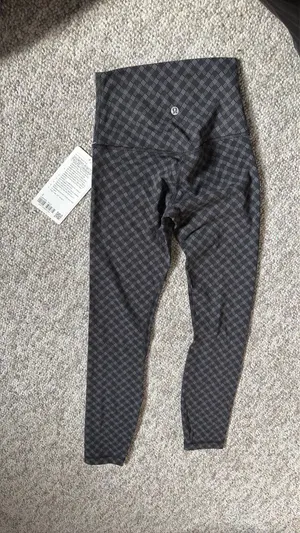Brand new lululemon align jacquard pants size 25” thumbnail 5