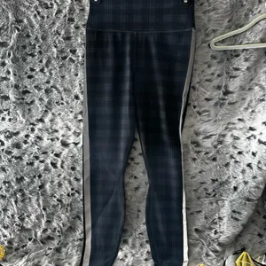 Alo Yoga Occasion High Waist Leggings Sz Xs thumbnail 5
