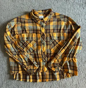 Cropped Flannel thumbnail 1