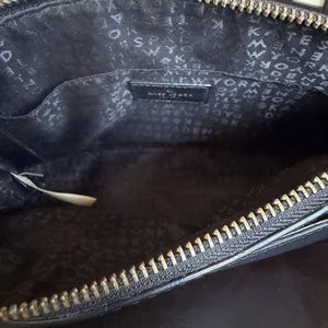 Kate Spade Crossbody Bag Womens Small Black Leather Zip Top Adjustable Strap thumbnail 8