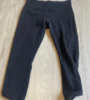Athleta Black Cropped Leggings thumbnail 1