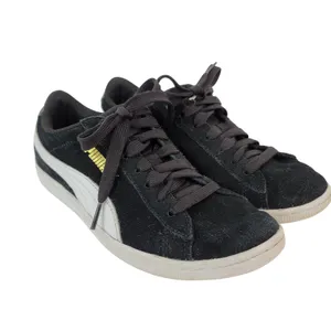 Puma Vikky Womens Size 7‎ Black Low Top Sneakers Suede Shoes 362624-02 thumbnail 2