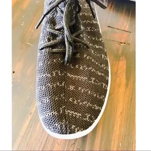 Sport Comfortable Flat Athleisure Women Shoes SZ 6.5 thumbnail 3