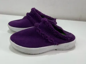 OOFOS OOcoozie Mules Slip On Recovery Shoes Purple Sherpa Fuzzy Comfort Women 8 thumbnail 1