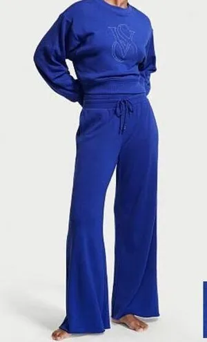 VICTORIA'S SECRET Stretch Fleece Glitter Diamond Crewneck Set thumbnail 1