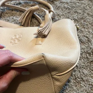 Tory Burch Thea Small Convertible Tote in Sweet Melon thumbnail 13