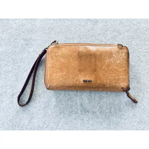 The Sak Leather Embossed Wallet Wristlet Travel‎ Organizer With Strap thumbnail 3