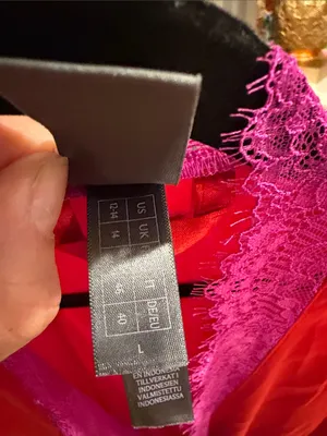 Savage‎ X Fenty Timeless Red Satin Robe with Purple Lace Trim large thumbnail 6