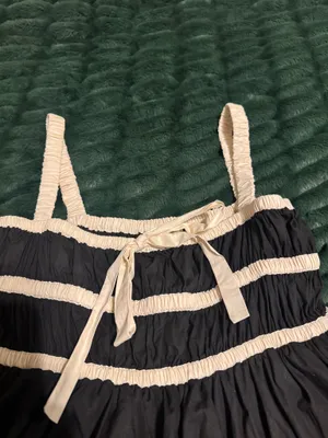 Black dress thumbnail 2