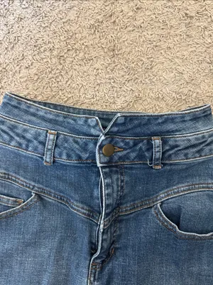 GB girls Medium Blue Denim Mini Skirt with Front Pockets / W33 thumbnail 2