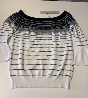 NWT One Grey Day sample off the shoulder bell sleeve‎ sweater thumbnail 1