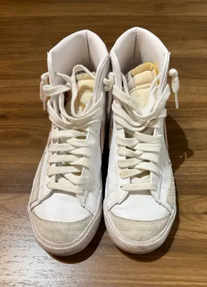 Nike blazers thumbnail 1