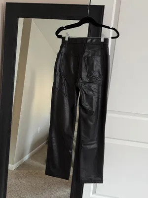 Abercrombie 90s Straight Ultra High-Rise Leather Pants thumbnail 2
