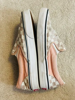 Pink Size 8 thumbnail 1