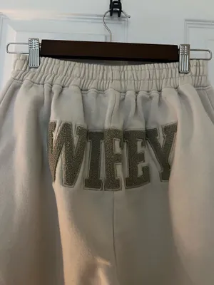 Six stories wifey sweatpants thumbnail 4