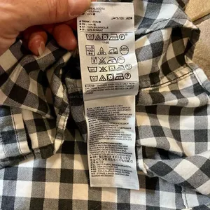 Banana Republic Soft Wash Shirt 100% Cotton Gray White Plaid Button Up Petite M thumbnail 7