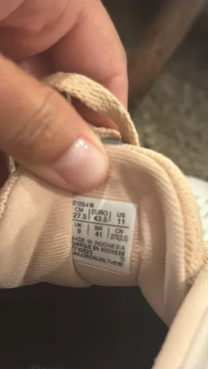 ASICS Shoes thumbnail 4