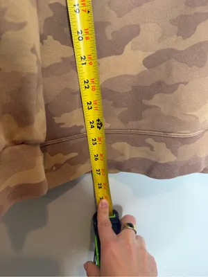 Lululemon Perfectly Oversized Crew Size 8 Heritage 365 Camo Beige Sweatshirt thumbnail 6