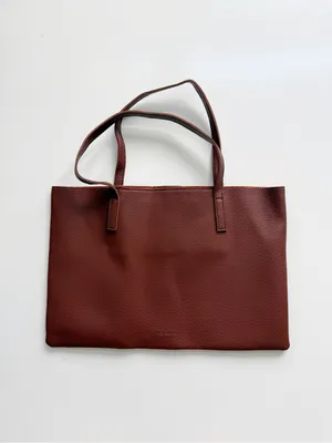 NWOT Vince Camuto Pebbled Vegan Leather Tote thumbnail 2