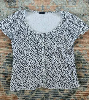 Brandy Melville Flower Zelly Top Print thumbnail 1
