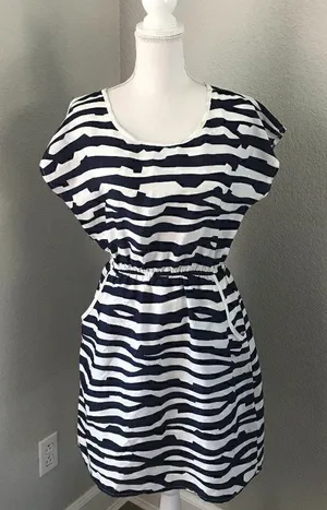 YA Los Angeles Women Animal Line Pattern Mini Dress thumbnail 1