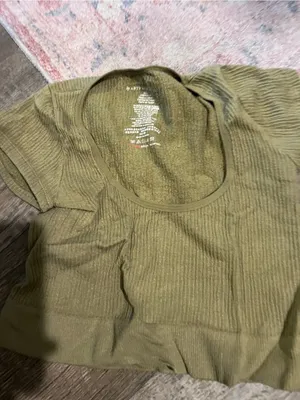 Anthropologie Olive Ribbed Scoop Neck Crop Top thumbnail 8