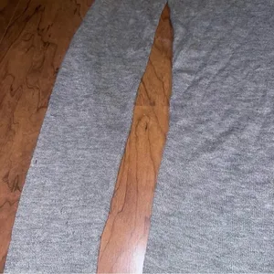 LULULEMON Bulux‎ Lightweight V Neck Sweater Grey Thumb Holes Medium thumbnail 4