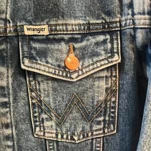 Wrangler Zip off sleeves Denim Jacket.  NWT thumbnail 8
