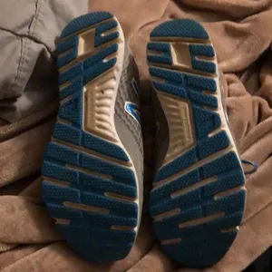 New Balance 630V2 sneakers size 10 great shape gray and teal breathable comfort thumbnail 6