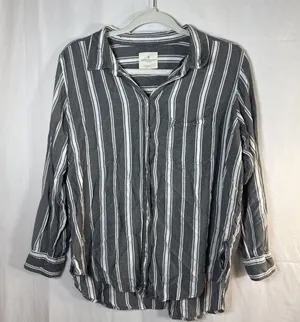American Eagle Oversized Fit Grey And White Striped Button Shirt Women’s Medium thumbnail 1