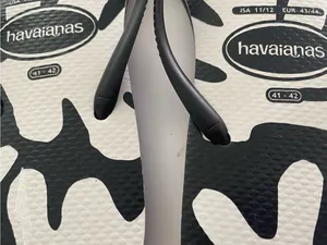 NWT Havaianas Women’s Slim Coral Slip on Black & White Flip Flops thumbnail 8