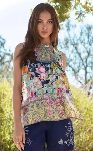 Johnny Was Cisco Ife Tank 100% Silk Tropical Floral Print Flowy Silhouette. thumbnail 1
