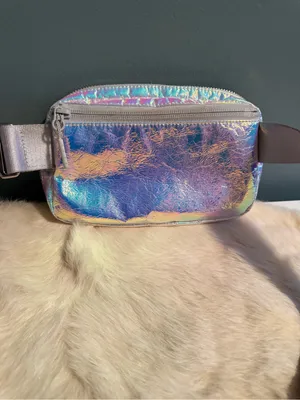 Lululemon Everywhere Iridescent Belt Bag Silver thumbnail 4