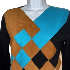 SI-IAE Cashmere Black Sweater With Criss Cross Faux‎ Suede L/S EUC Size Small thumbnail 3