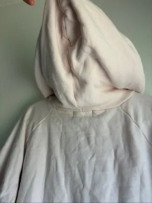 Wildfox Hutton Sweatshirt Hoodie in Seahell Pink size medium relaxed cozy thumbnail 10