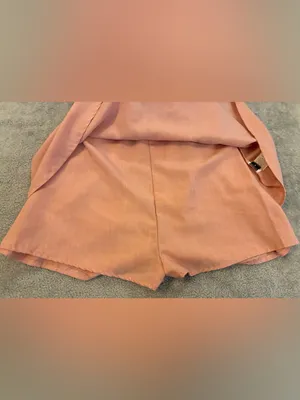 Women’s SHEIN Peach Ruffle Shorts Romper with Waist Tie Size Small thumbnail 2