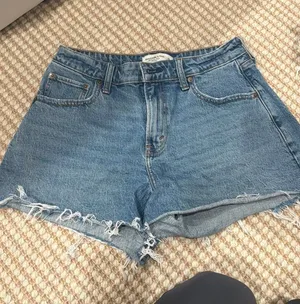 Abercrombie Denim Shorts Mid-Rise Boyfriend thumbnail 1