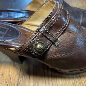 Frye Audra Heel Leather Clogs Mule Slide On 3.5" High-Heel Stud Brown Womens 8 M thumbnail 2