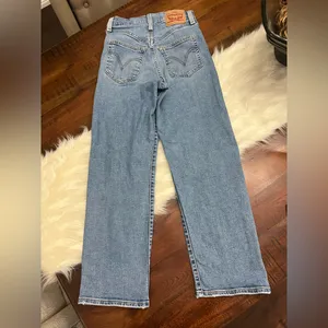 Levi’s Ribcage Straight Ankle Jeans 24 High Rise Button Fly Light Wash 25” thumbnail 2