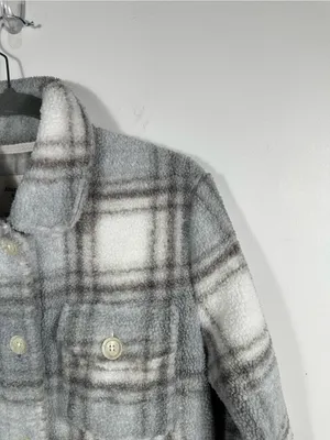 Abercrombie‎ & Fitch Gray and White Plaid Shacket thumbnail 5